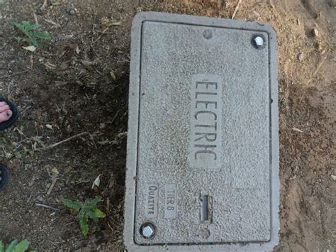 electrical box in ditch underwater|underground electrical pull box.